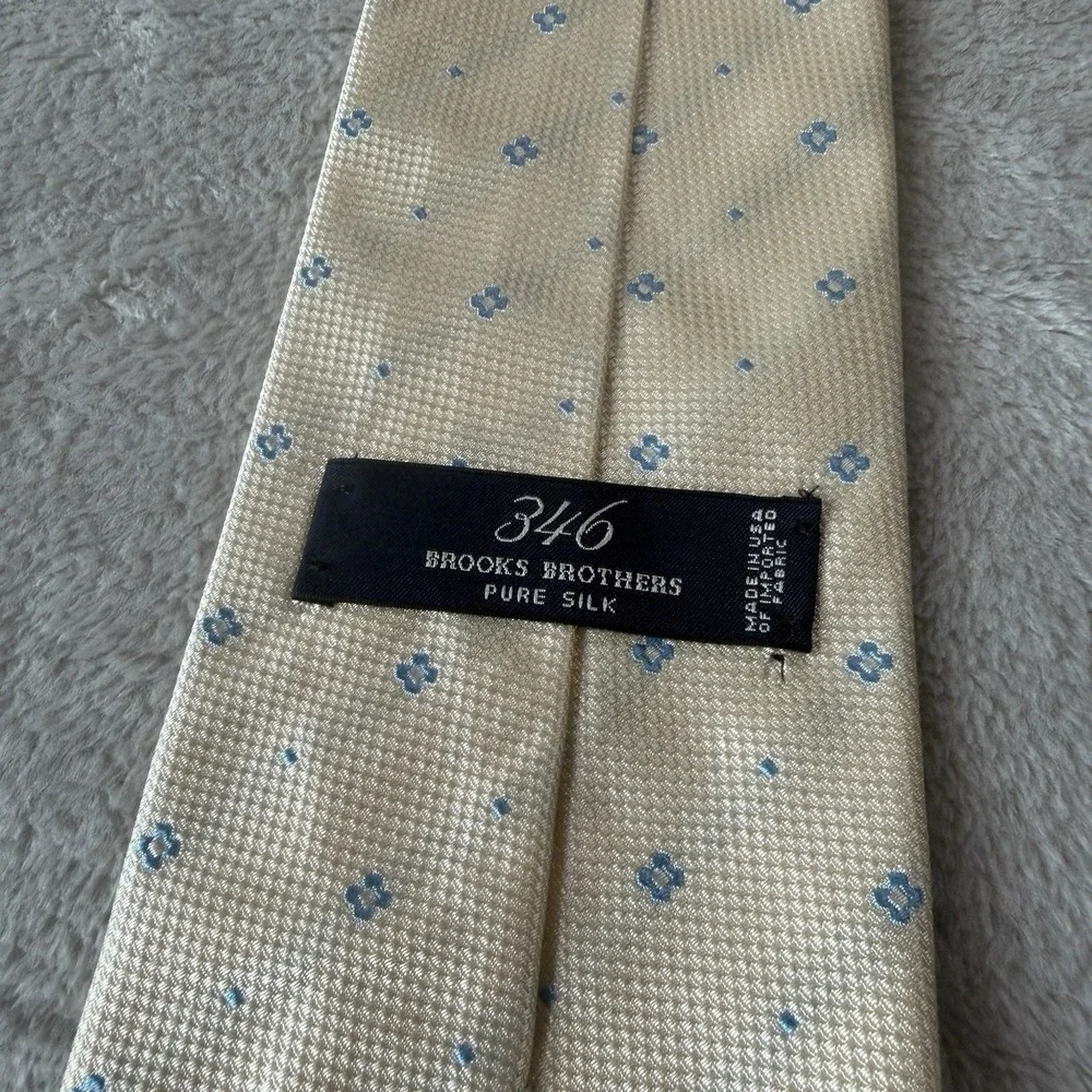 Brooks Brothers Mens Necktie Yellow Blue Geometric Floral 57x3.75 Office Wedding